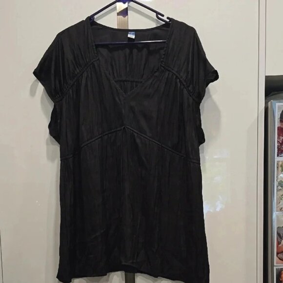 Maternity Old Navy Black V Neck Cap Sleeve Top - Picture 3 of 5